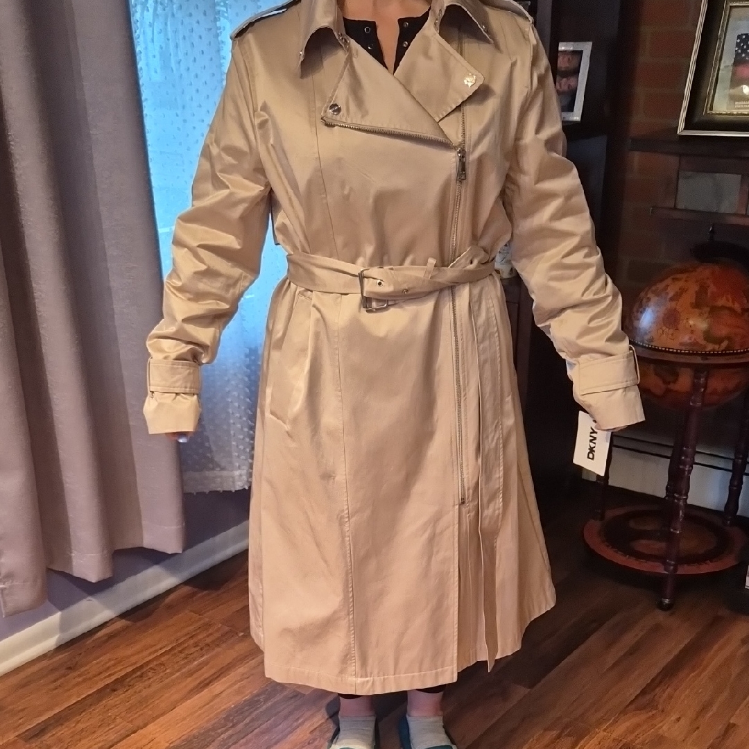 Nwt Dkny Light Beige Trench Coat With Belted Waist Ptp 23,5, Lenth 44"
